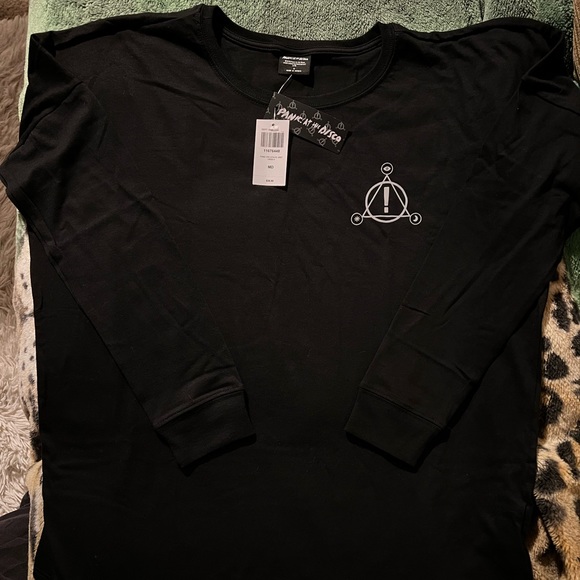 NEW Panic at the Disco long sleeve shirt Medium - Picture 1 of 6